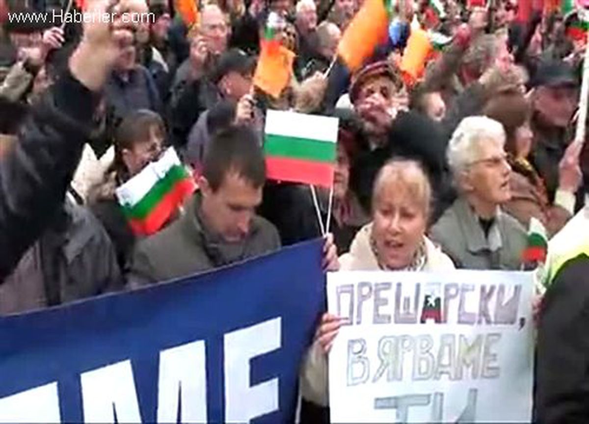 Bulgaristan\'da siyasi partilerin miting günü