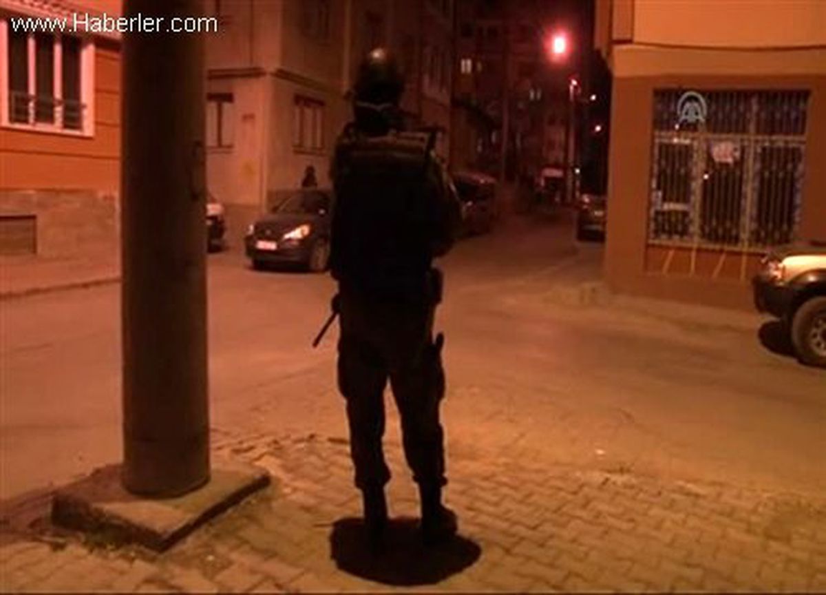 CÜ\'de karşıt görüşlü öğrenciler arasındaki kavga