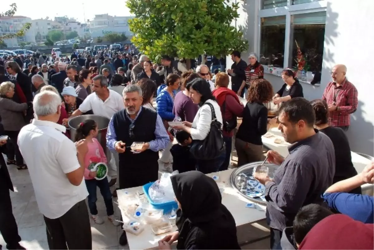 Didim Cem Evinin Geleneksel Aşure Günü Yoğun Katılımla Gerçekleşti