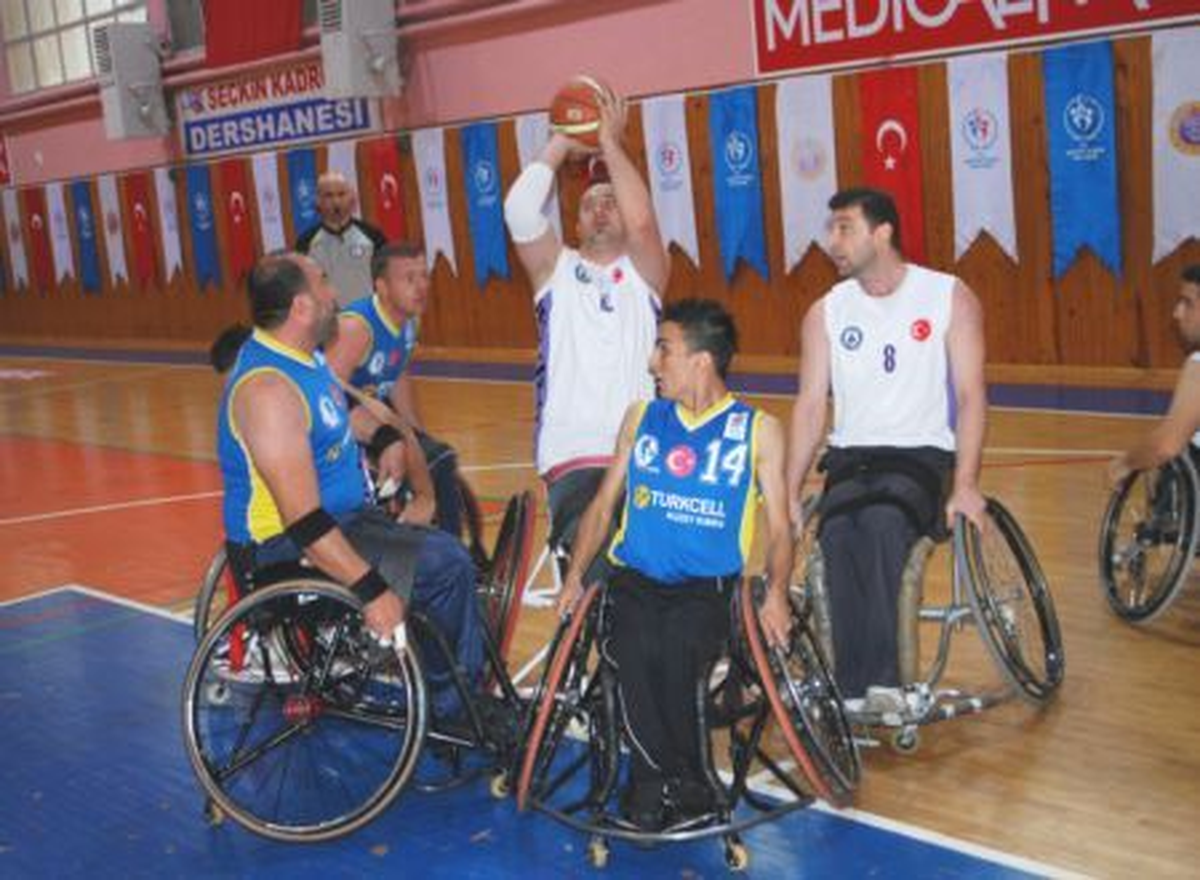 Garanti Tekerlekli Sandalye Basketbol Süper Lig