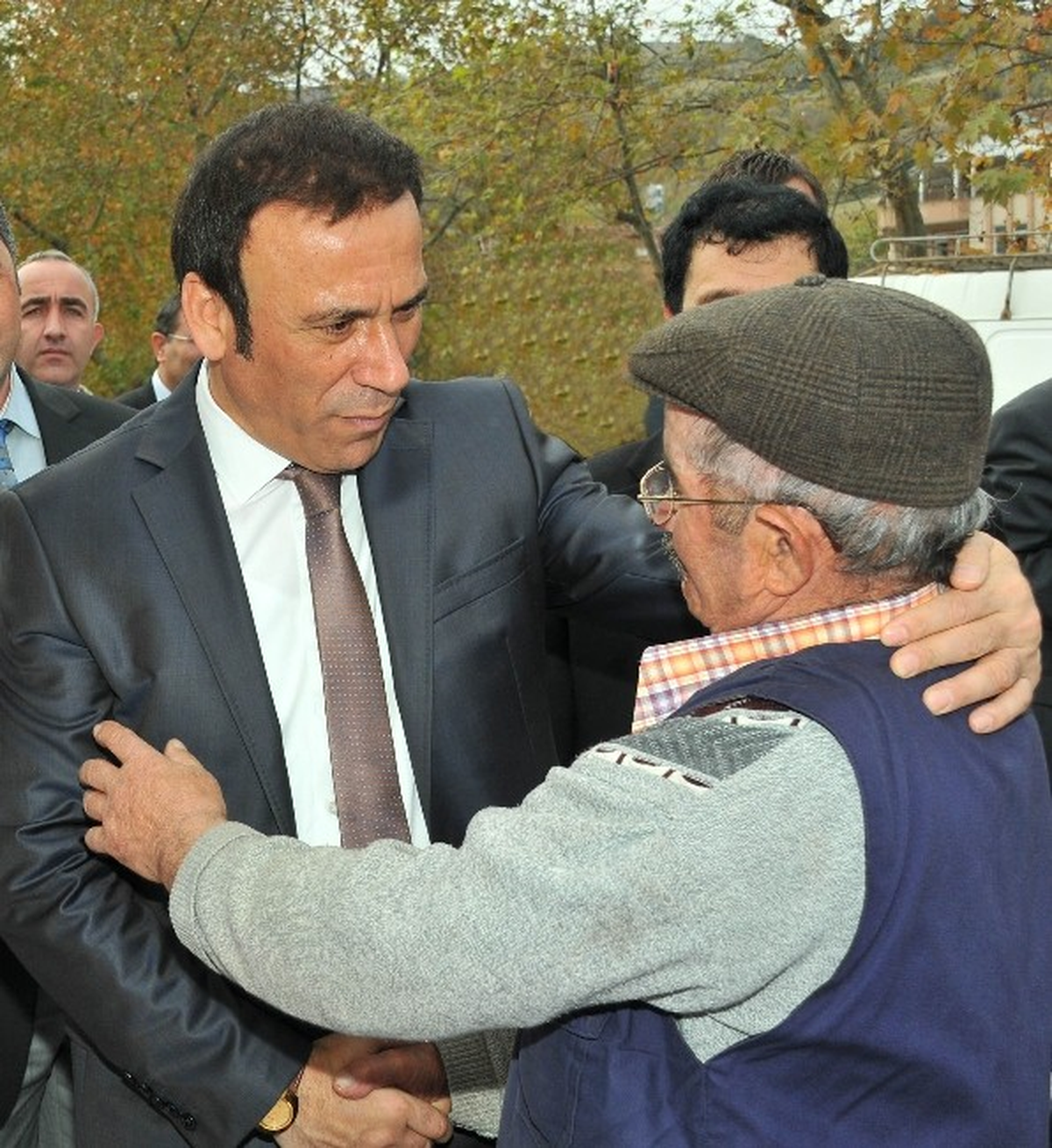 Genç, Yakakent İlçesinde