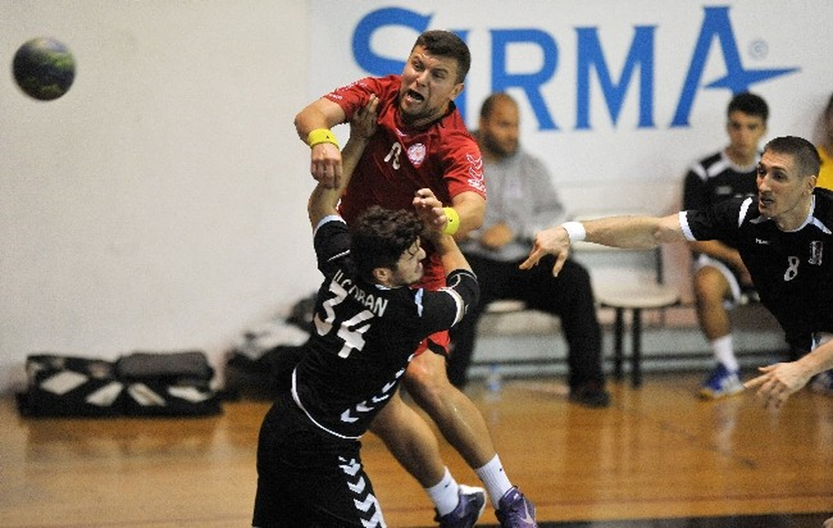 Beşiktaş Hentbol Takımı - İstanbul Anafen Koleji: 39-27