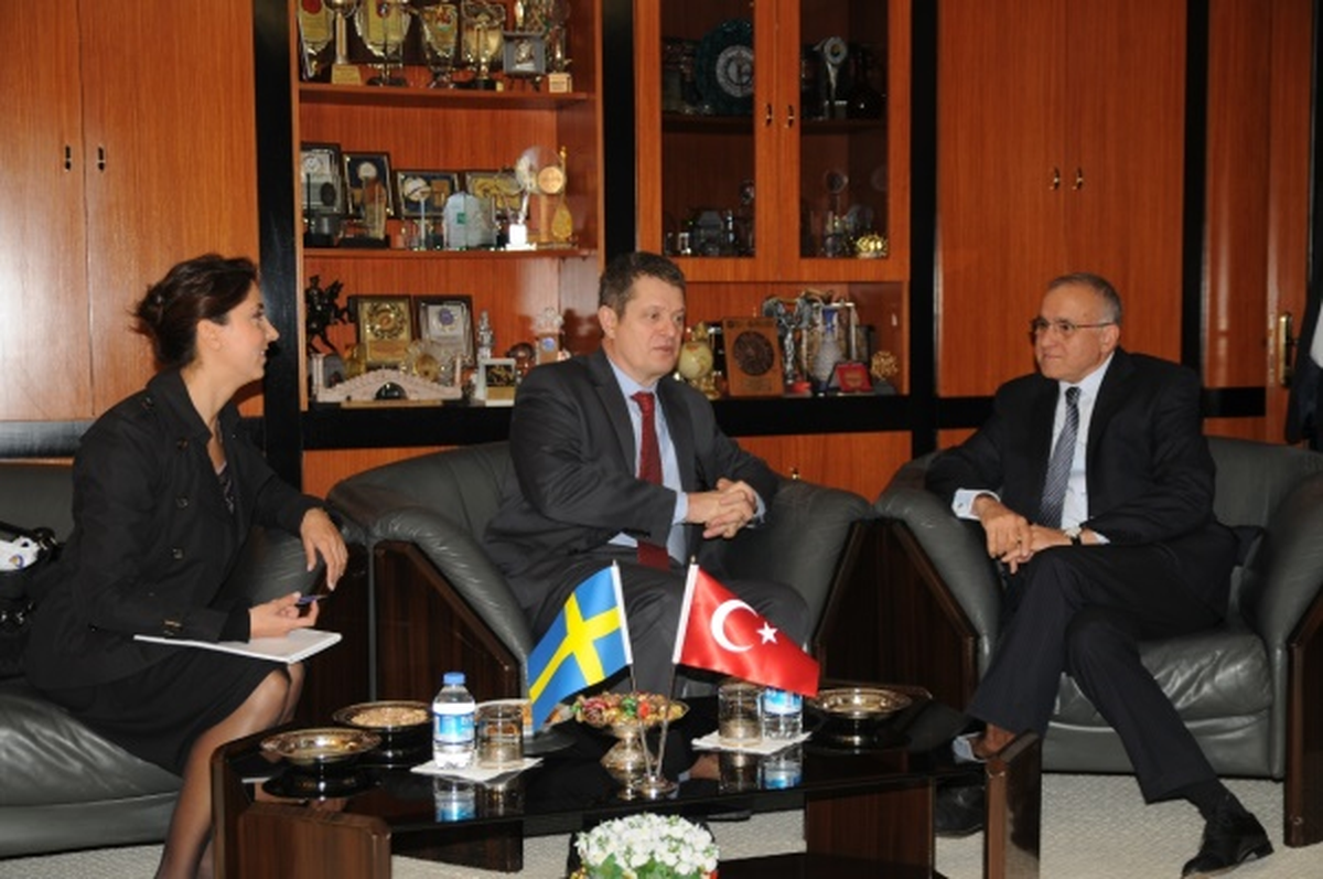 İsveç Büyükelçisi: İnsanları Barış İçinde Yaşadığını Görmek Sevindirici