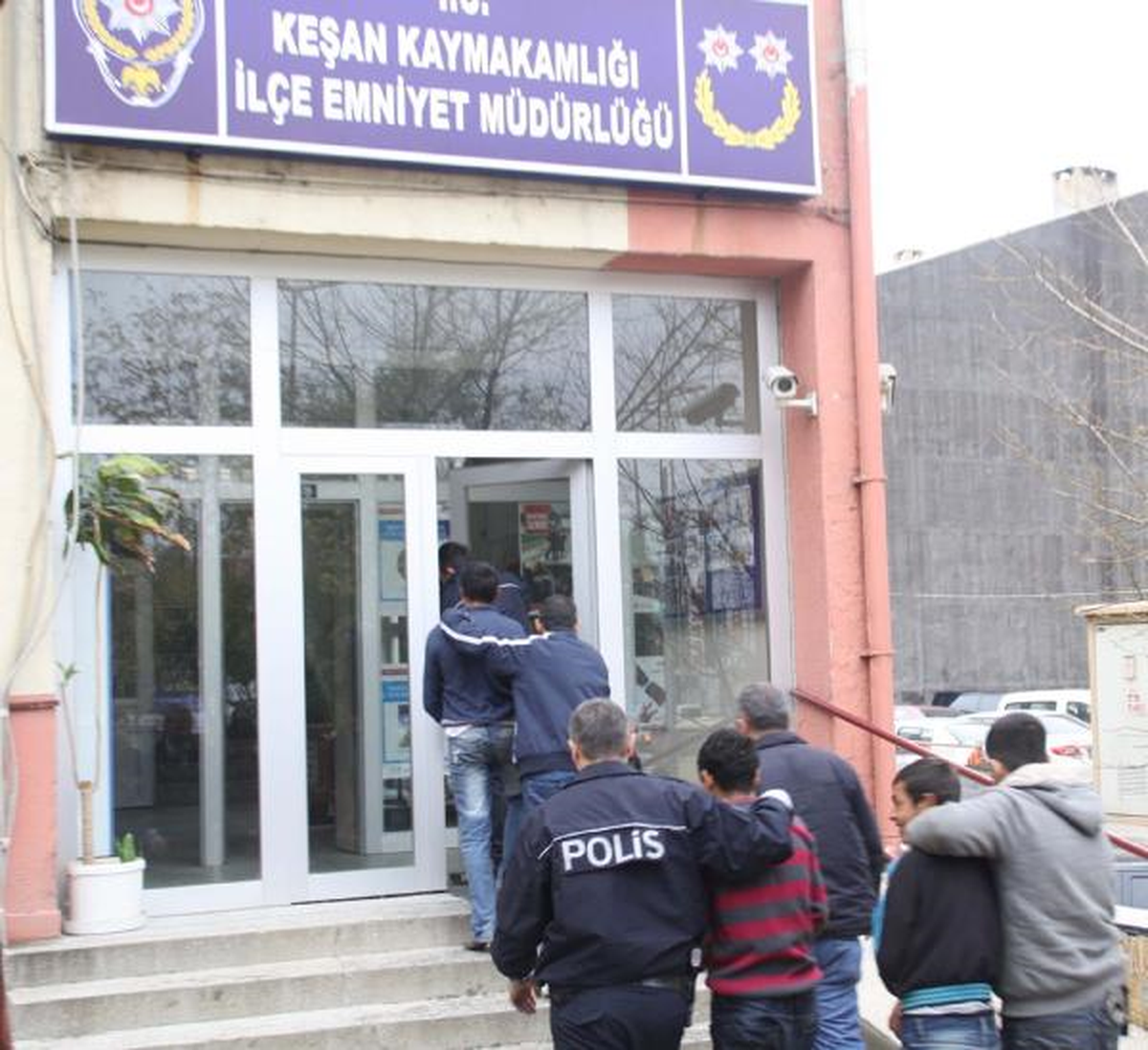 Keşan\'da Hırsızlık Operasyonu: 3 Tutuklama