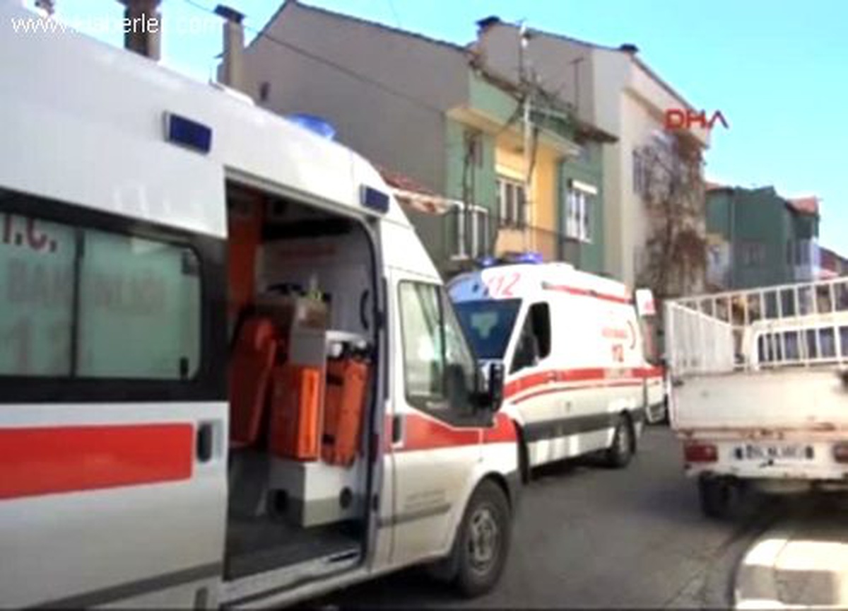 Kömür Sobasından Sızan Gaz İki Kardeşi Ayırdı