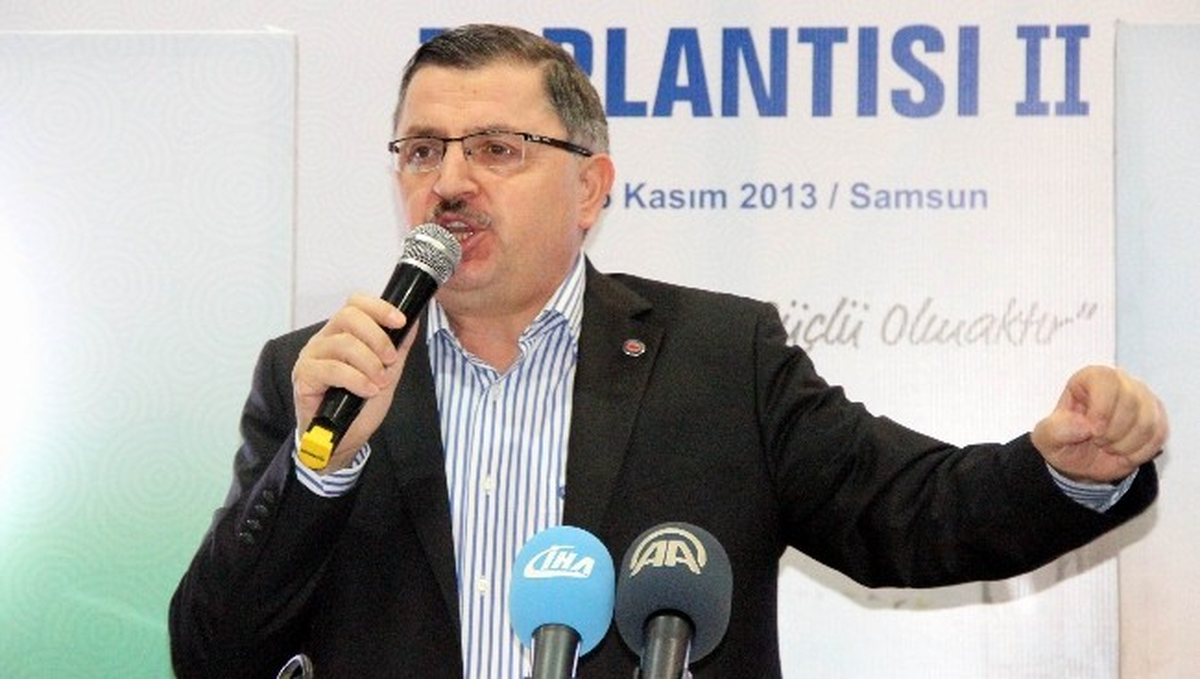 Memur-Sen Genel Başkanı, Kılıçdaroğlu\'nu Alkışlattı