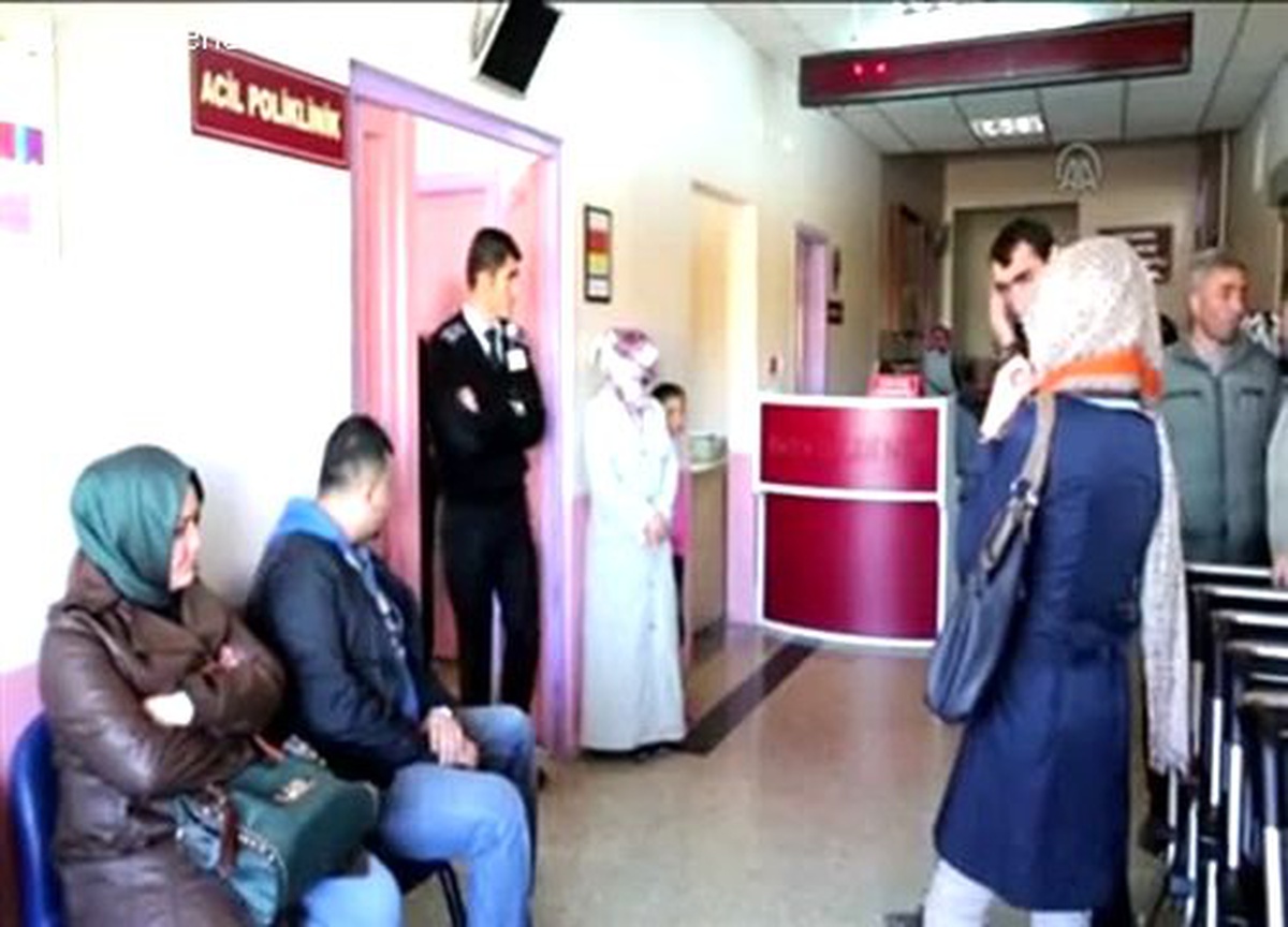 Montunu asarken düşen öğrenci ağır yaralandı