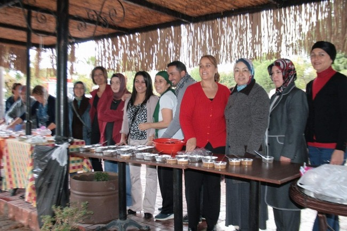 Ortaca AK Parti Kadın Kollarından Aşure Etkinliği