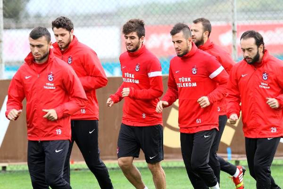 Trabzonspor\'da Kaptan Onur Hırs Yaptı