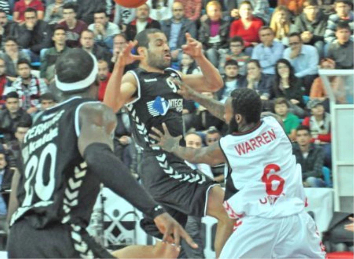 Uşak Sportif - Beşiktaş Integral Forex: 85-83