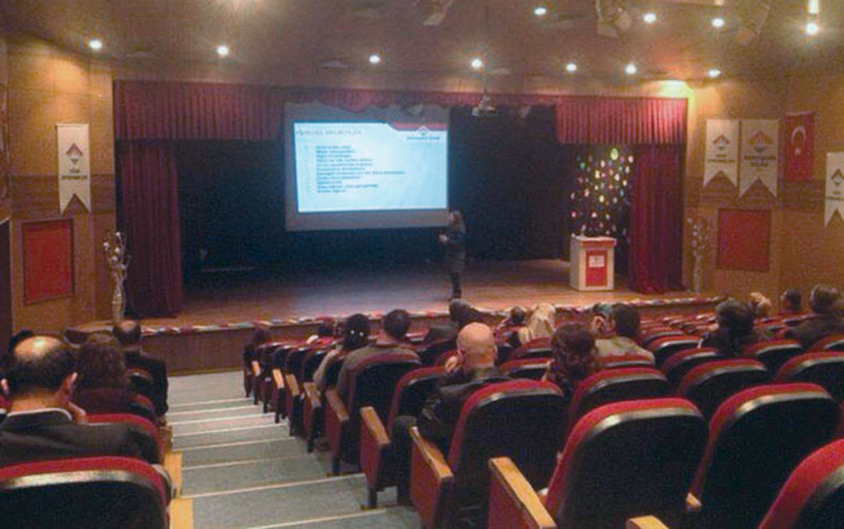 Van Bahçeşehir Kolejinden Velilere Seminer