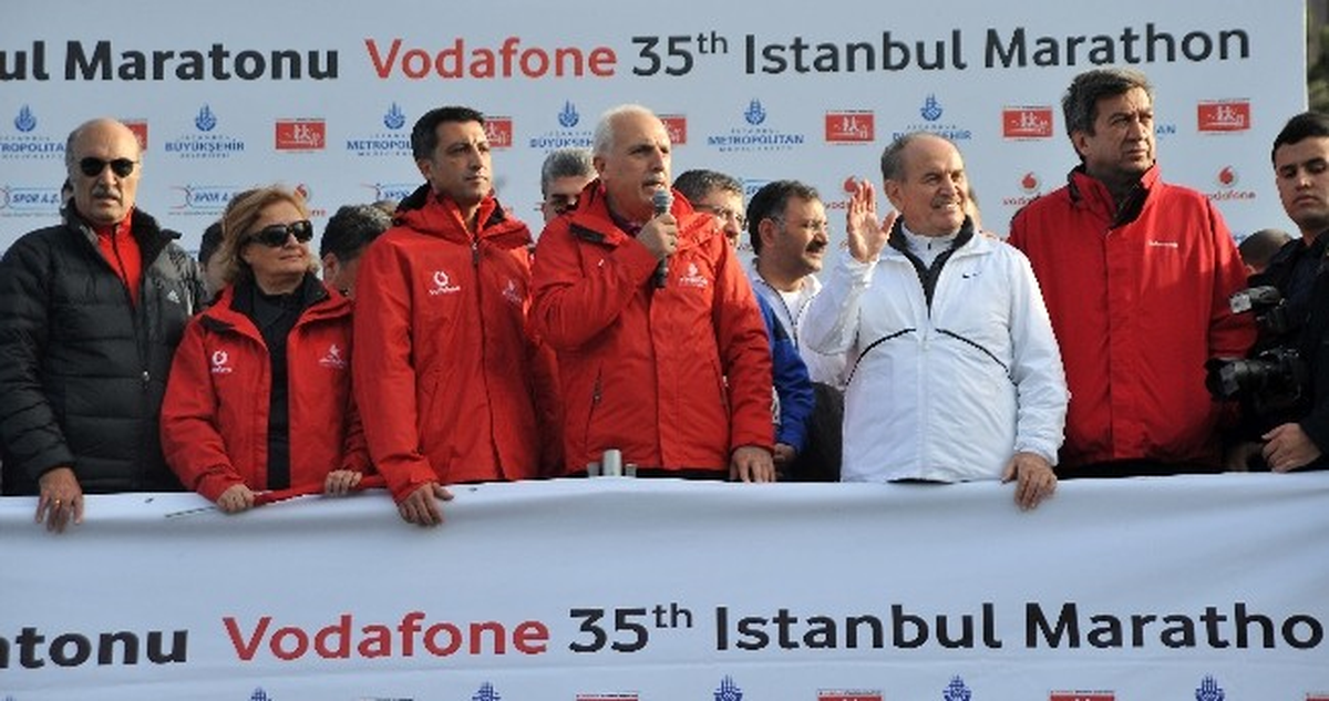 35. Vodafone İstanbul Halk Koşusu\'nun Startını Kadir Topbaş Verdi
