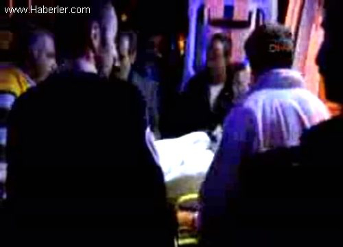 Adli Kontrol İçin İmzaya Gittiler, Emniyet Çıkışı Saldırıya Uğradılar
