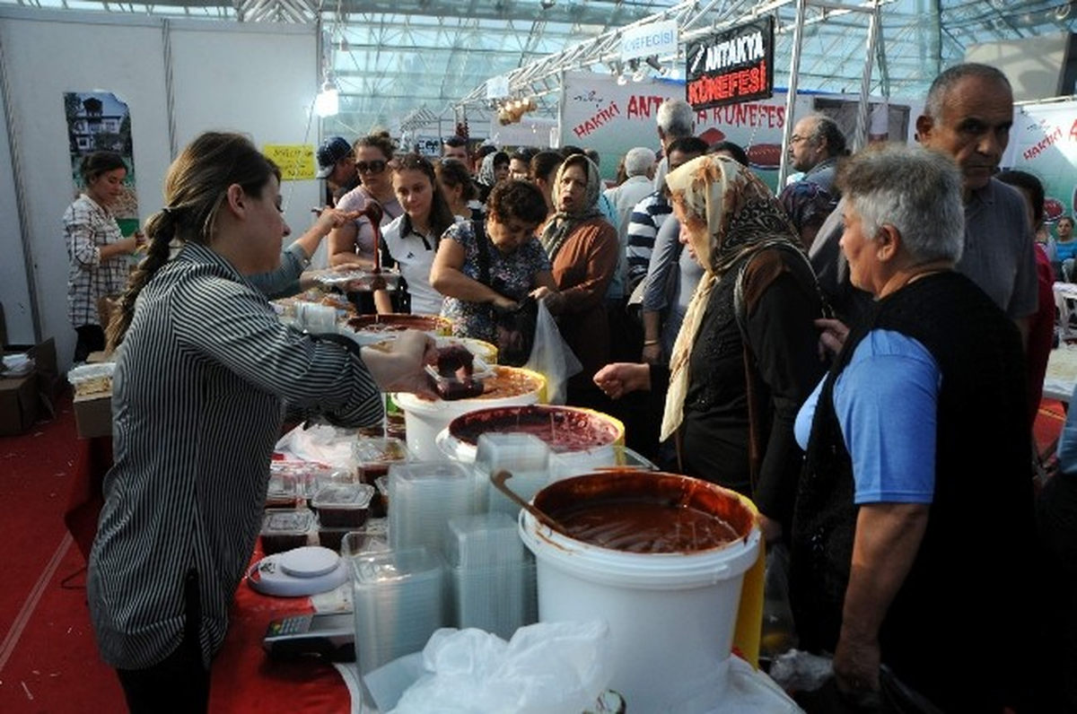 Antalya\'da Yöresel Ürünler İlgisi