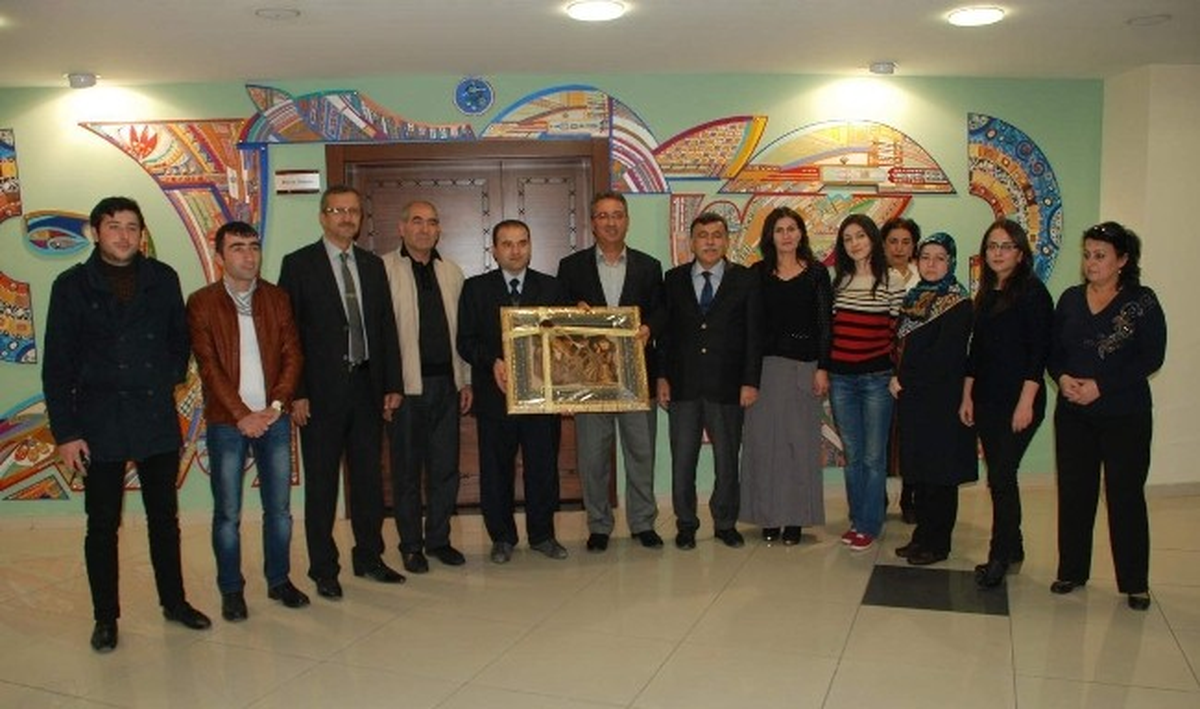 Azerbaycanlı Kursiyerlerden Başkan Hançerli\'ye Ziyaret