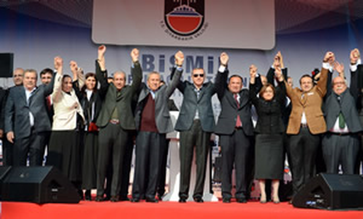 Bakan Avcı, Diyarbakır\'ın Bismil İlçesi\'nde Toplu Açılış Töreni\'ne Katıldı
