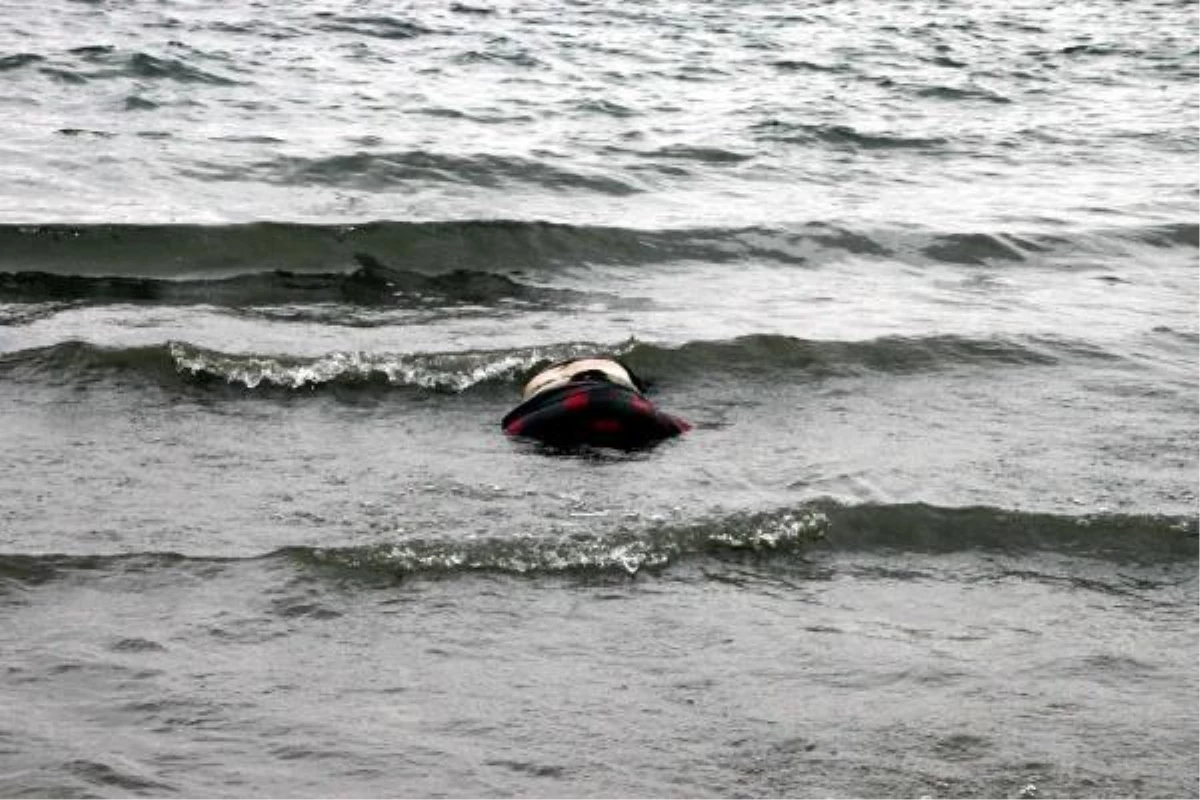 Bir Haftadır Kayıp Genç, Sapanca Gölü\'nde Ölü Bulundu