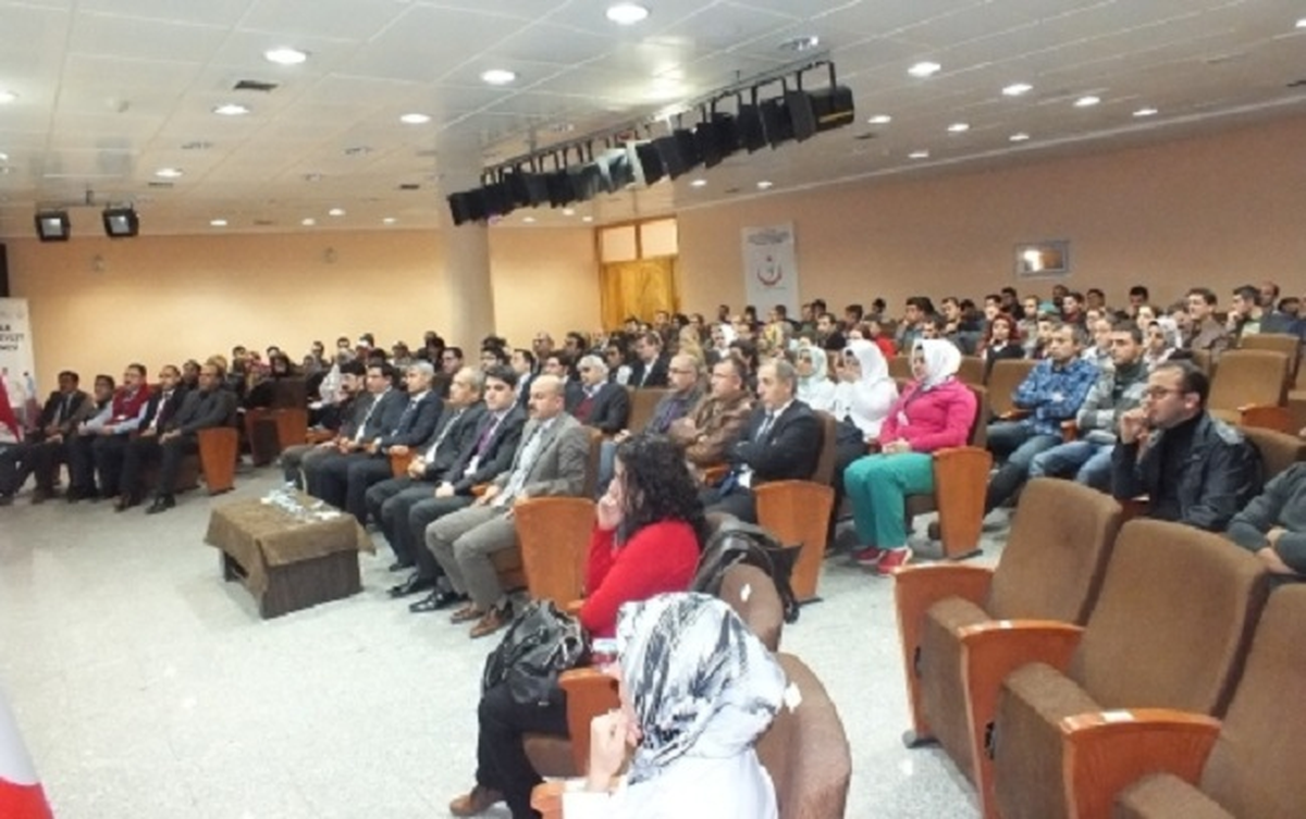 Bölge Hastanesinde Diyabet Konferansı Verildi