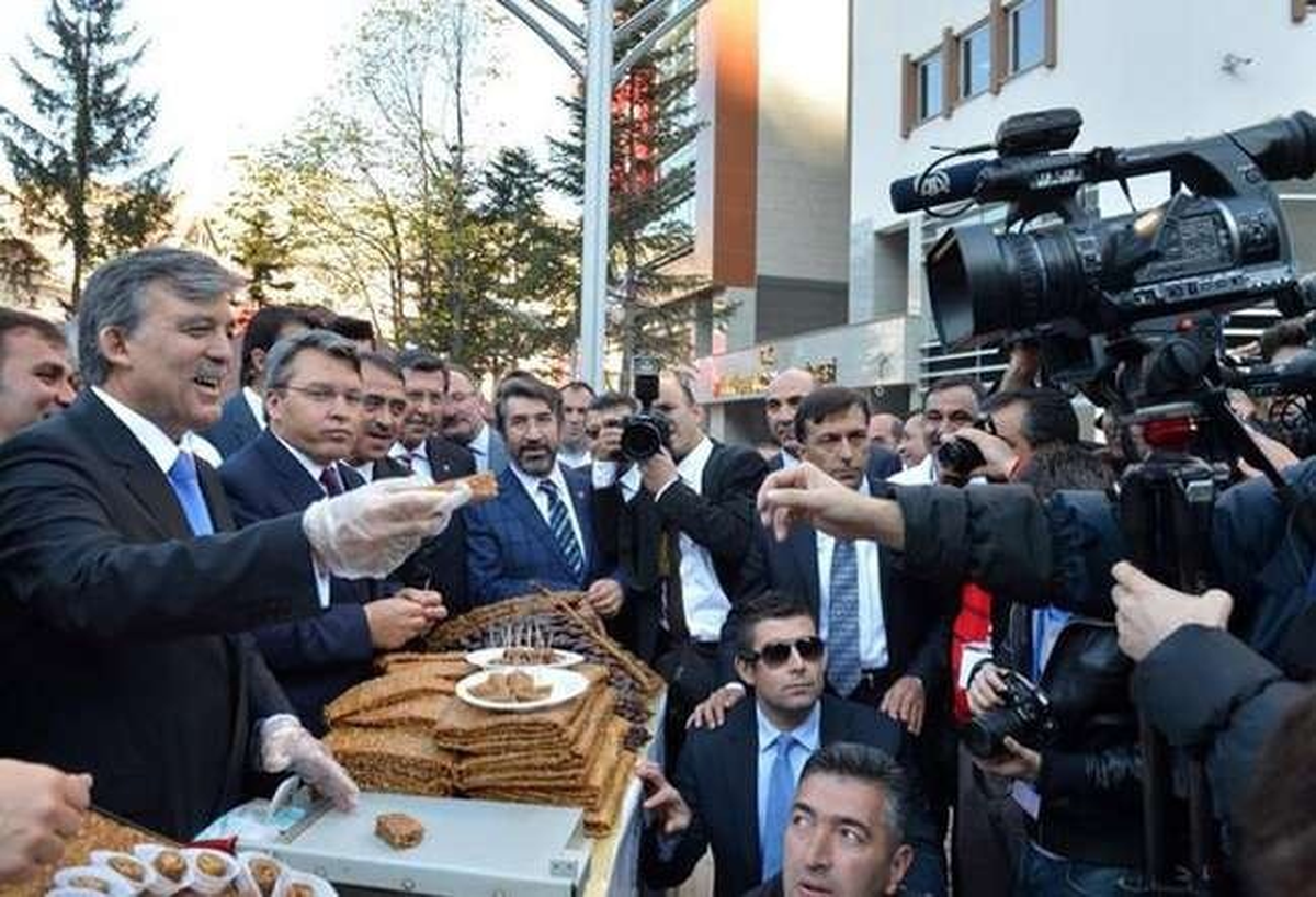 Cumhurbaşkanı Gül, Erzincan ve Gümüşhane Ziyaretlerine İlişkin Fotoğrafları Takipçileriyle Paylaştı