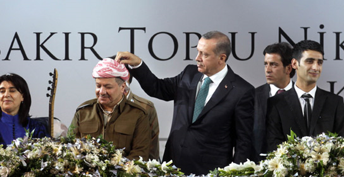 Erdoğan, Barzani'nin Kafasındaki Konfetileri Topladı