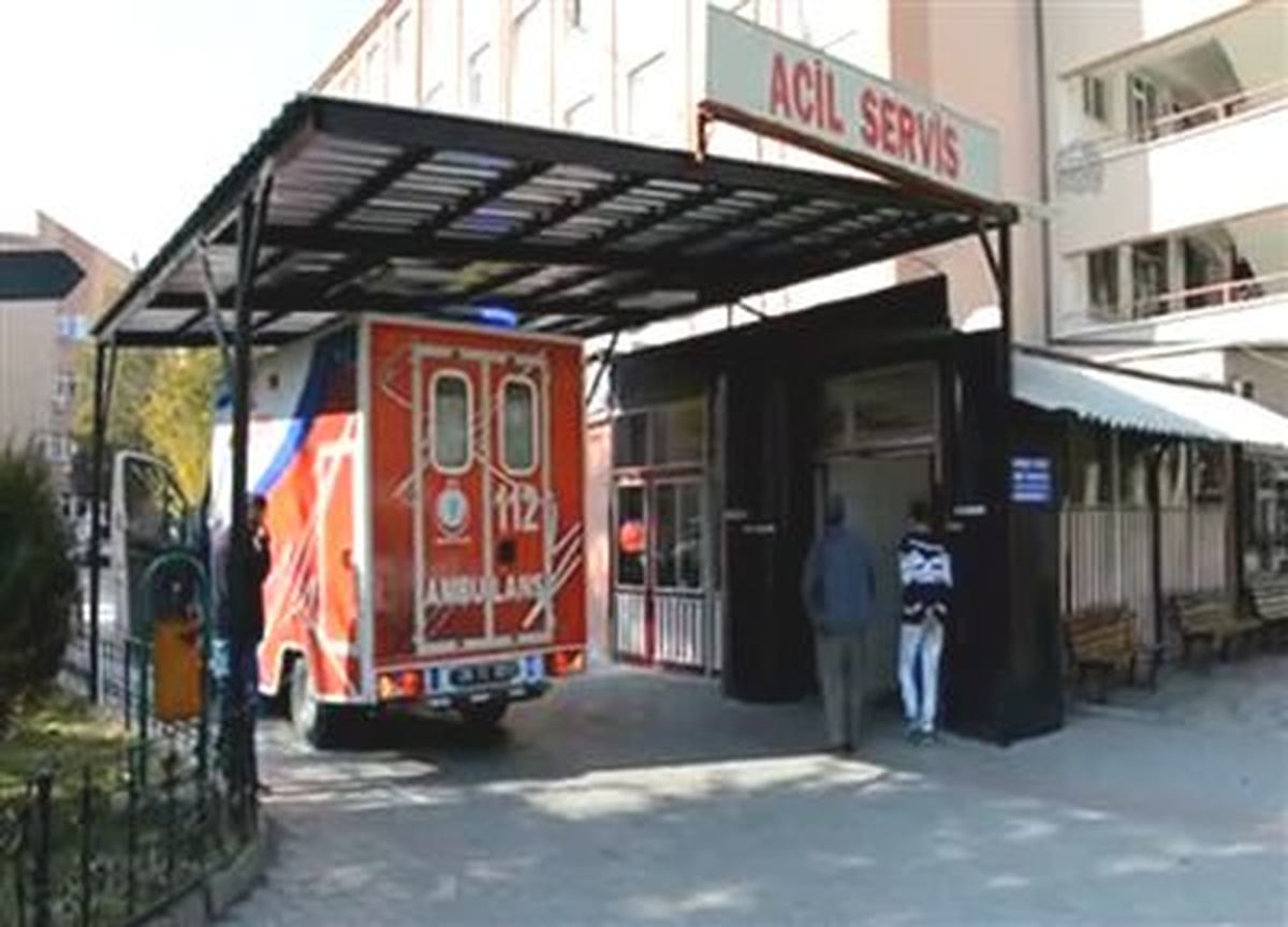 Kolunu Pancar Söküm Makinesine Kaptırdı