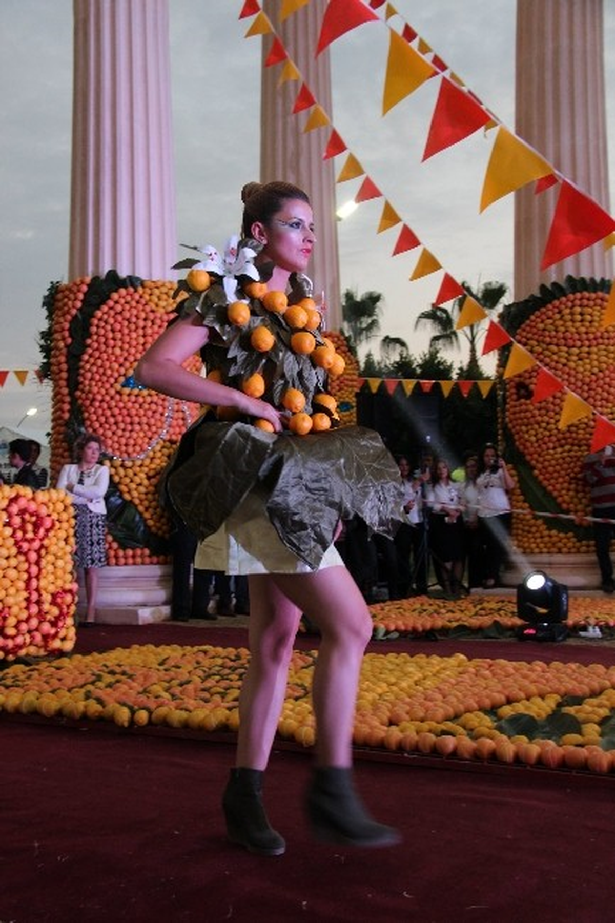 Narenciye Festivali\'nde Defile Şov