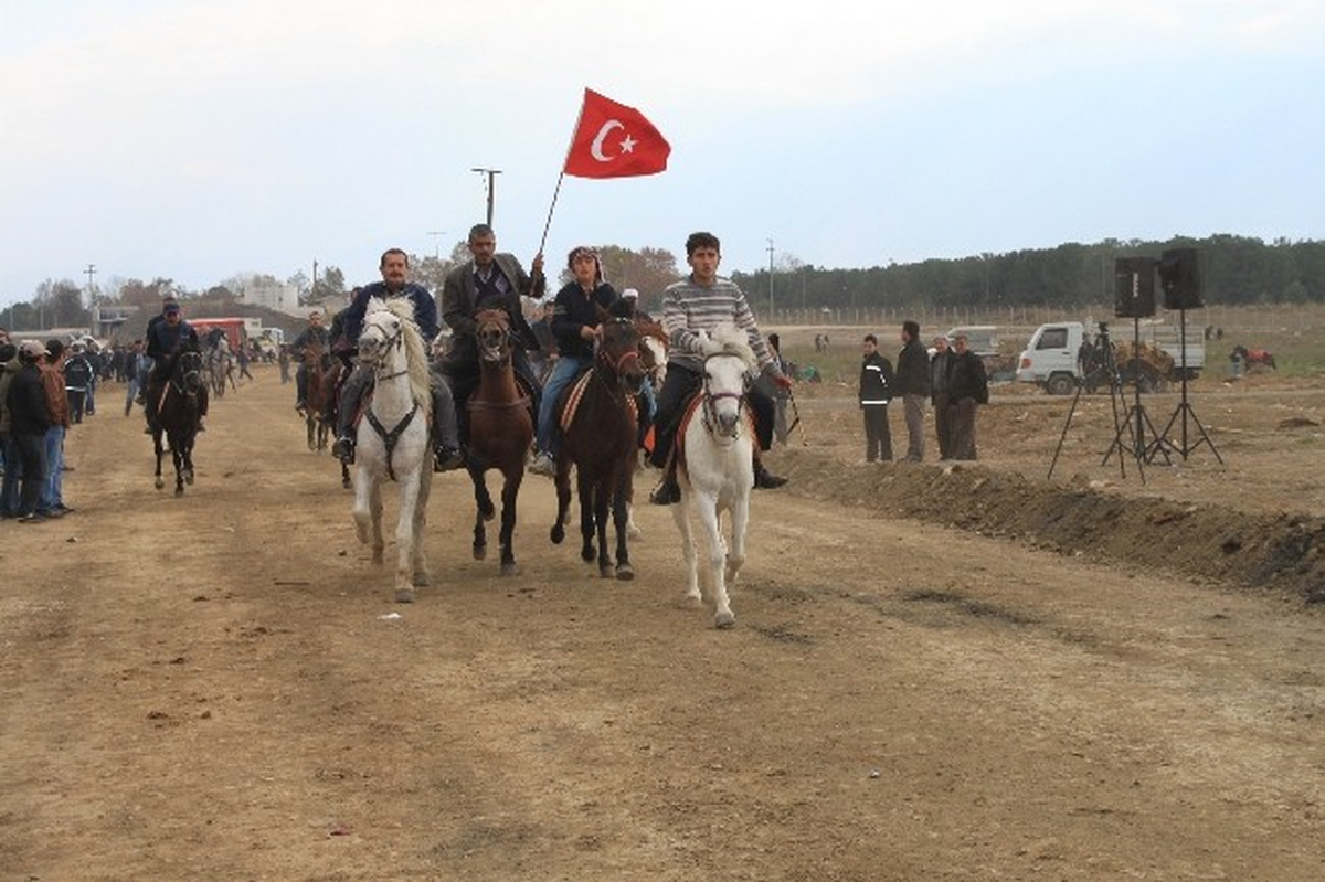 Rahvan Yarışları Nefes Kesti
