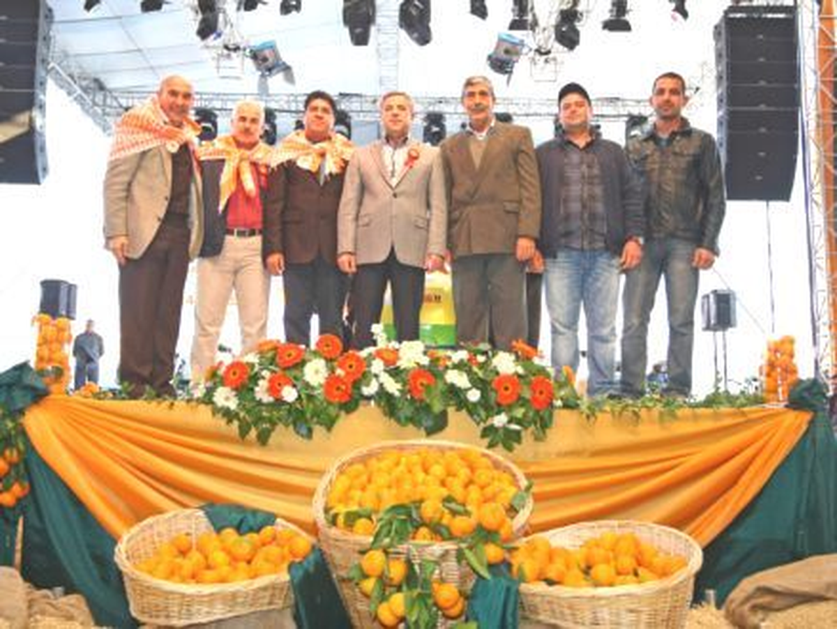 Seferihisar\'da Mandalina Şenliği