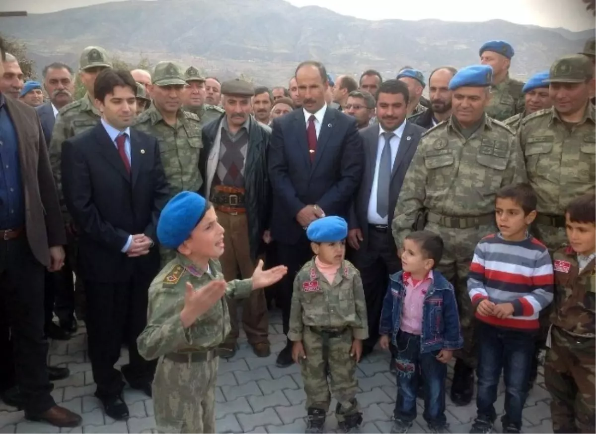 Siirt\'te Bayraktepe Şehitleri Anıldı