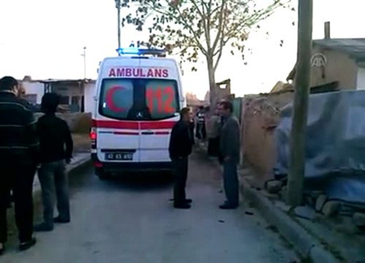 Silahlı, bıçaklı kavga: 7 yaralı