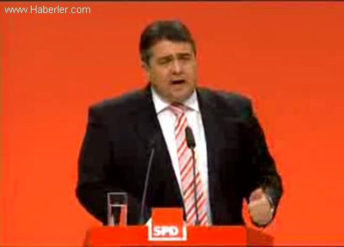 Spd\'den Hükümet İçin \'Çifte Vatandaşlık\' Koşulu