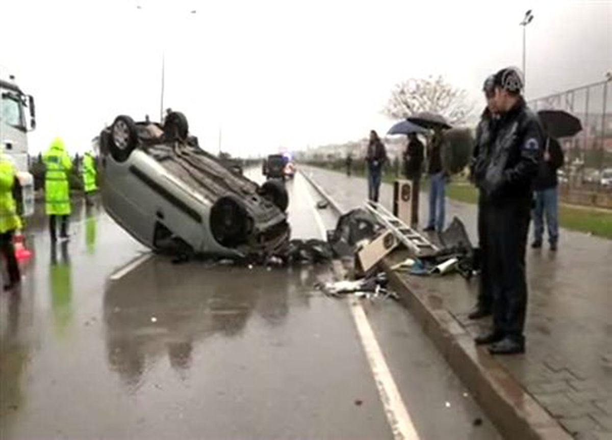 Trafik kazası: 2 yaralı