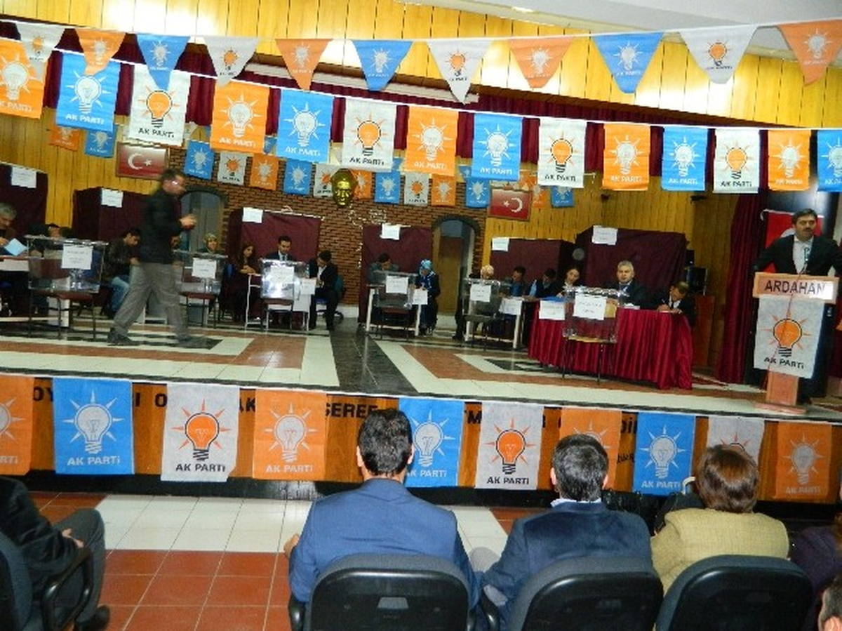 Ardahan\'da AK Parti Temayülü