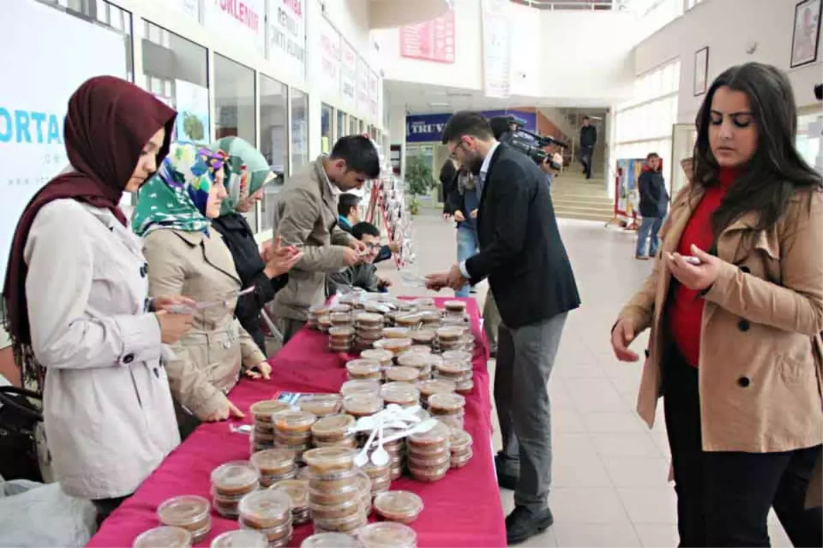 Aşure Siirt\'te Farklılıkları Bir Araya Getirdi