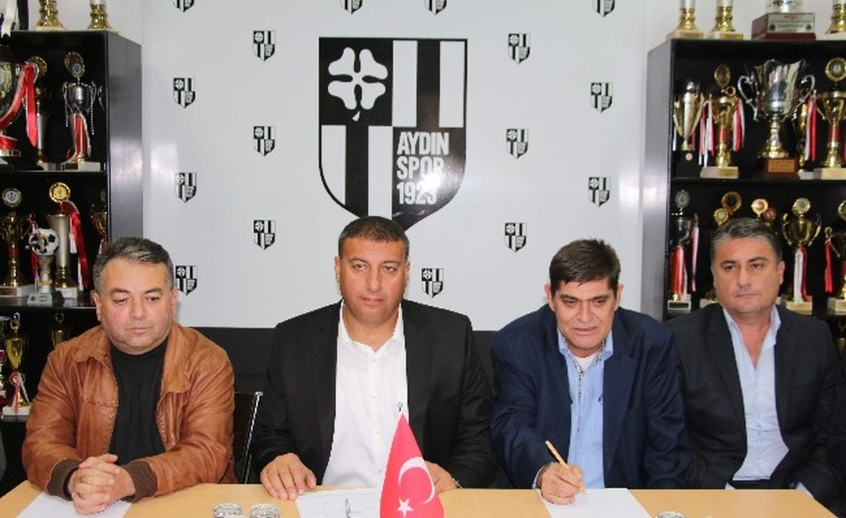 Aydınspor 1923 Mustafa Ceviz ile Sözleşme İmzaladı