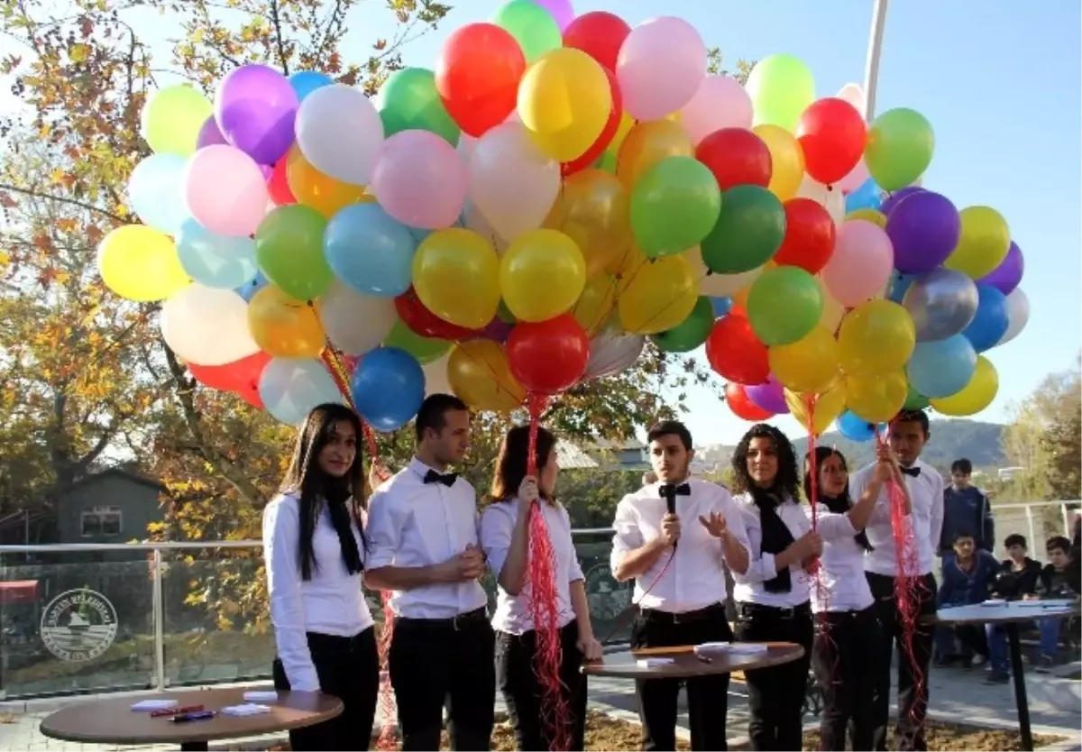 Bartın\'da Uçan Balon Şenliği Yapıldı