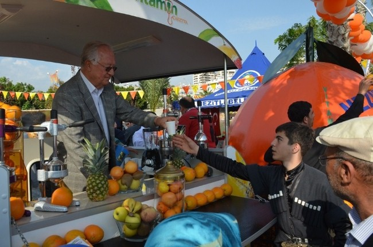 Başkan Yıldırım Festivalde Gençlerle Birlikte Oynadı