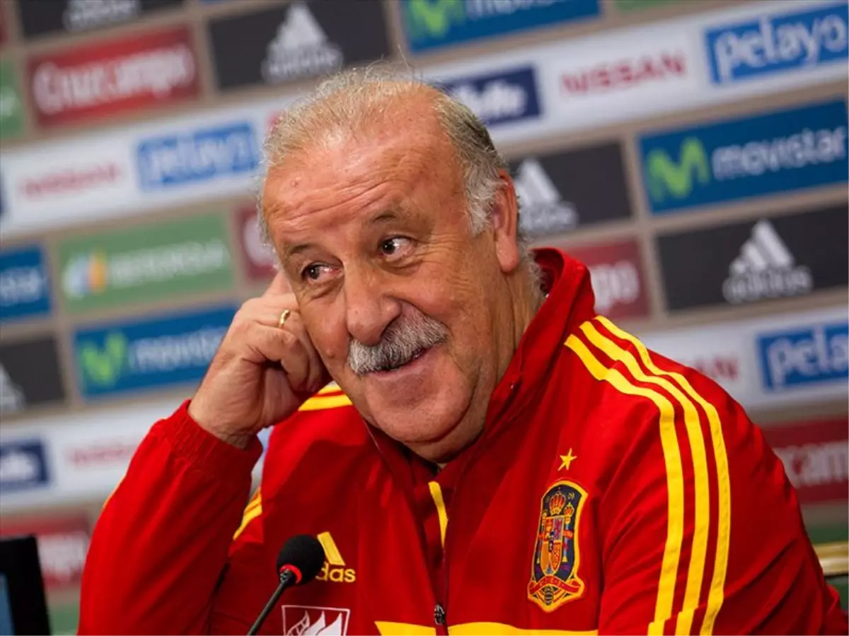 Del Bosque: Oylarım Xavi ve Iniesta\'ya