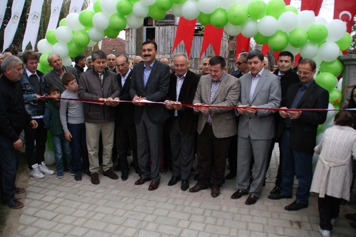 Düzce Belediye Darıca\'da Çocukları ve Gençleri Sevindirdi