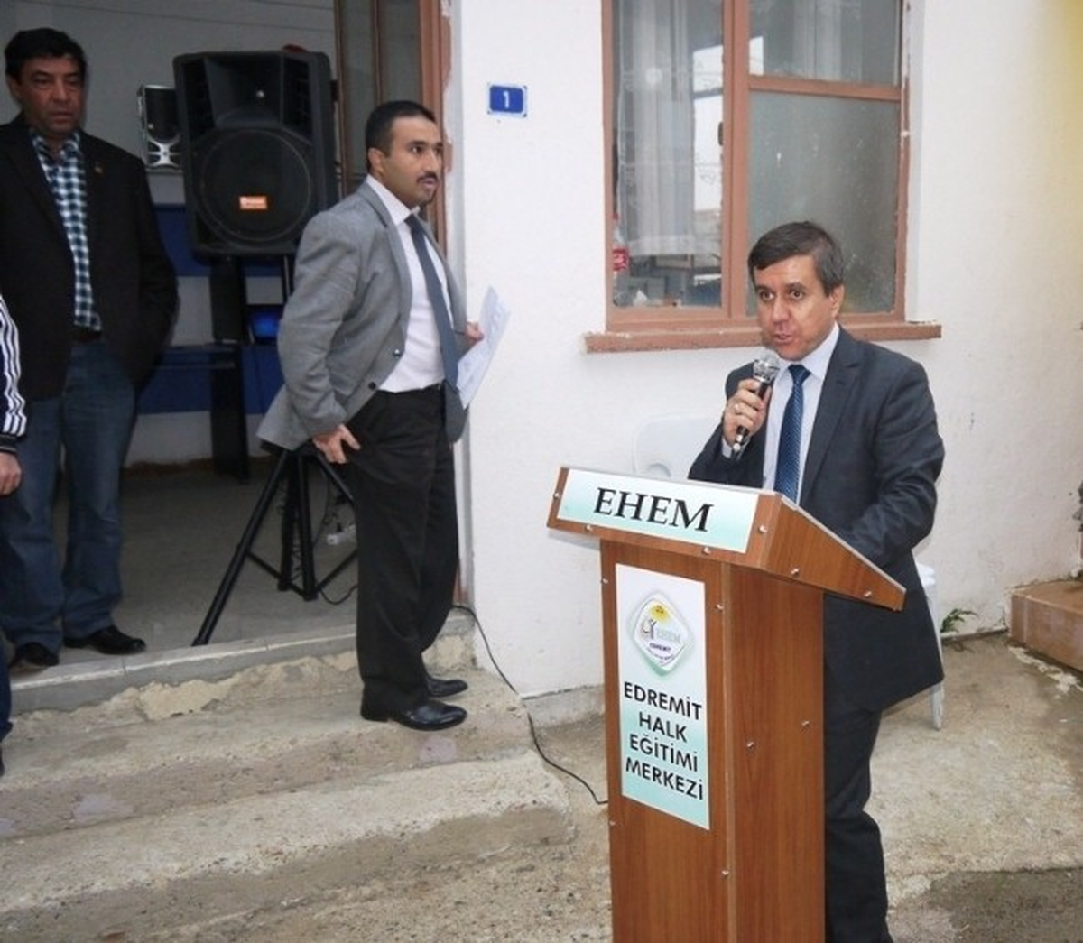 Edremit'te Köylüler İngilizce Öğrendi