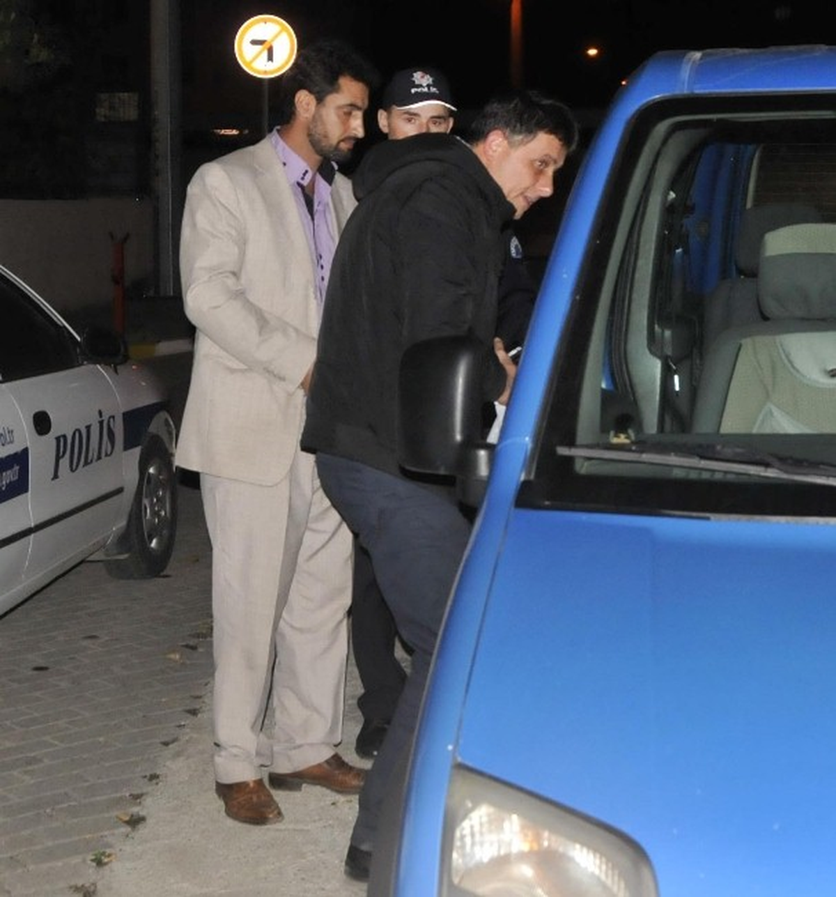 Eşini Öldüren Koca Tutuklandı