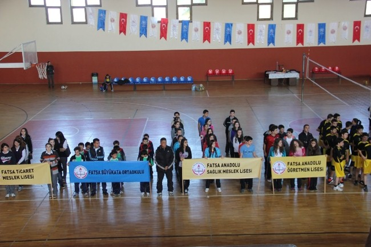 Fatsa\'da Okulların Grup Müsabakaları Başladı