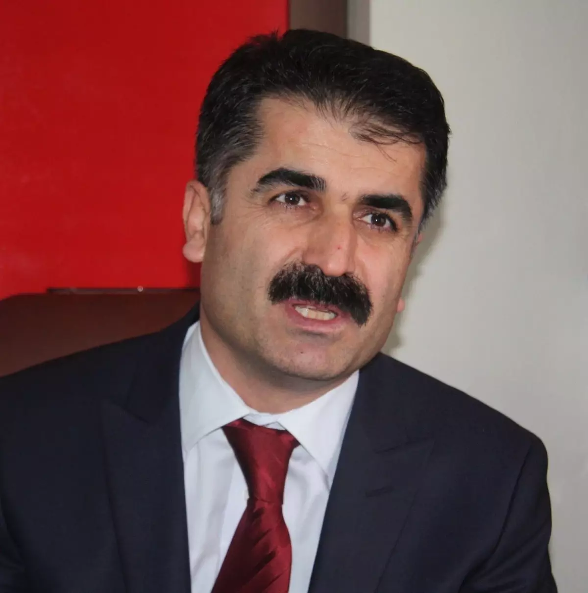 İntihar Ettikleri İddia Edilen Askerlerin Aileleri Meclis\'te