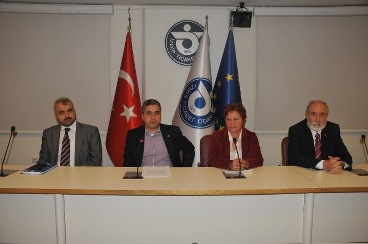 İzto Eğitim Komitesi Dershanelerin Kapatılmasına Tepkili