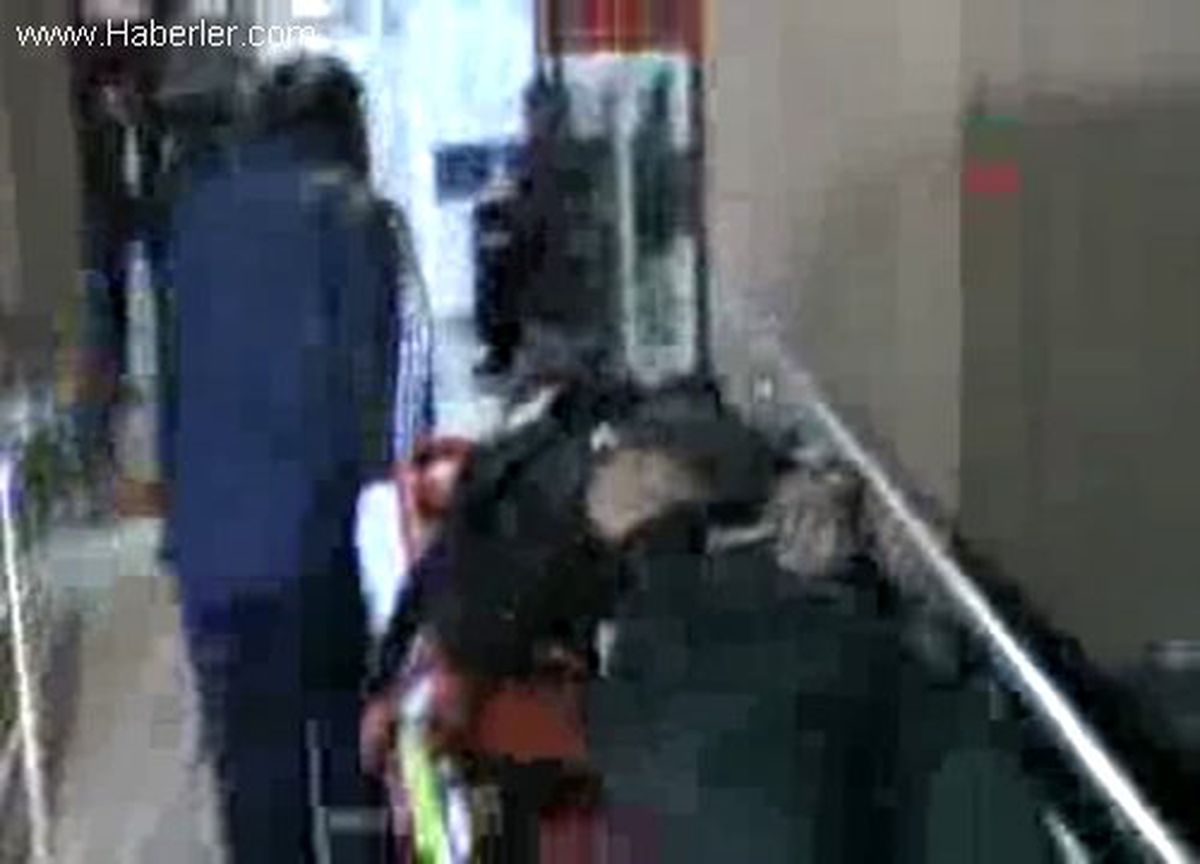 İnegöl\'de Kaldırımdan Giden Motor Kaza Yaptı: 3 Yaralı