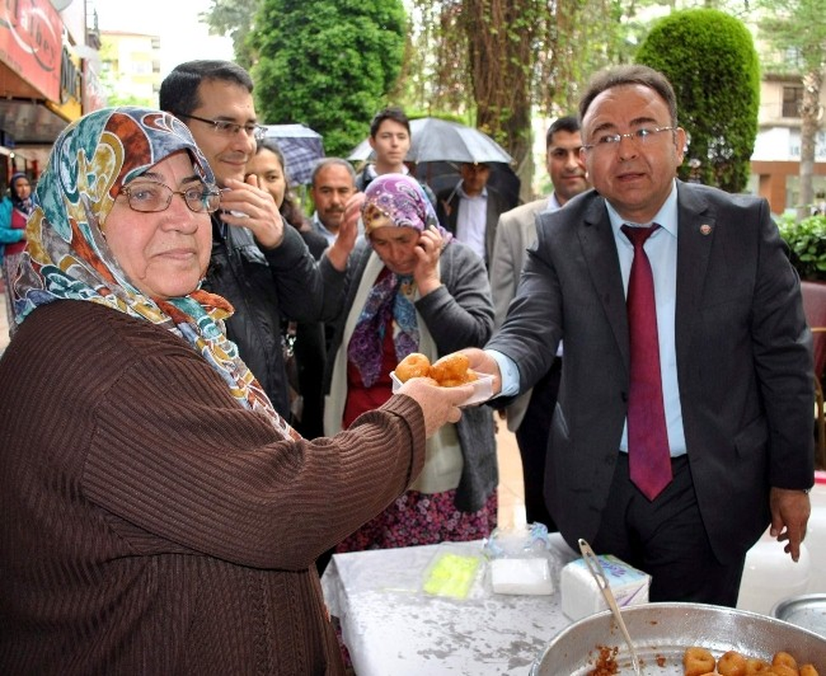 Karaer: "Muharrem Ayını Fırsat Bilip Kardeşlik Duygularını Pekiştirmeliyiz"