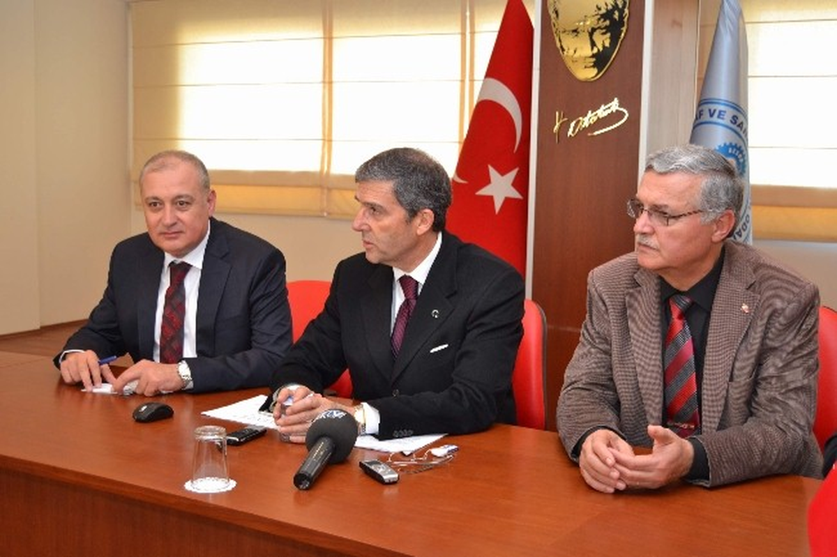 Milletvekili Badak\'tan Oda Başkanlarına Bilgilendirme Toplantısı