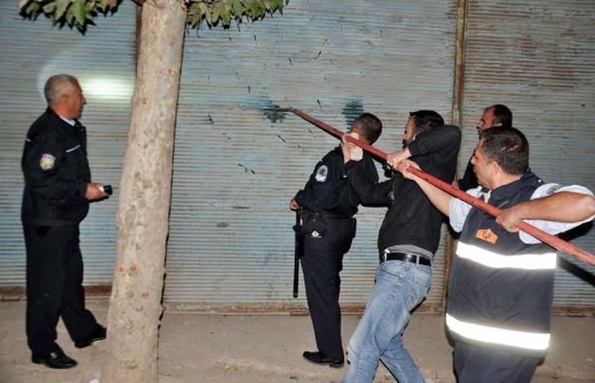 Satırlı Madde Bağımlısı Biber Gazı Sıkılarak Yakalandı