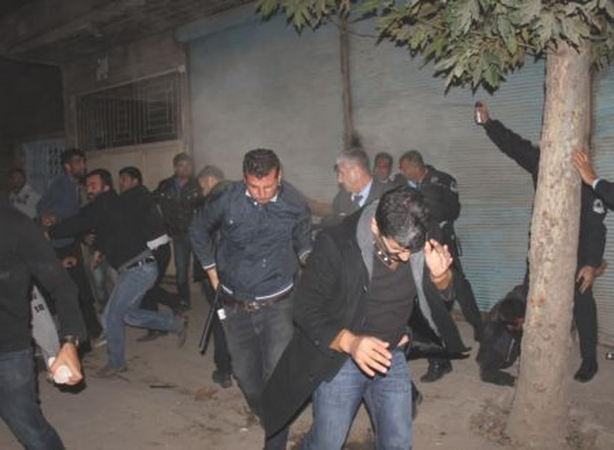 Satırlı Madde Bağımlısı Biber Gazı Sıkılarak Yakalandı (3)