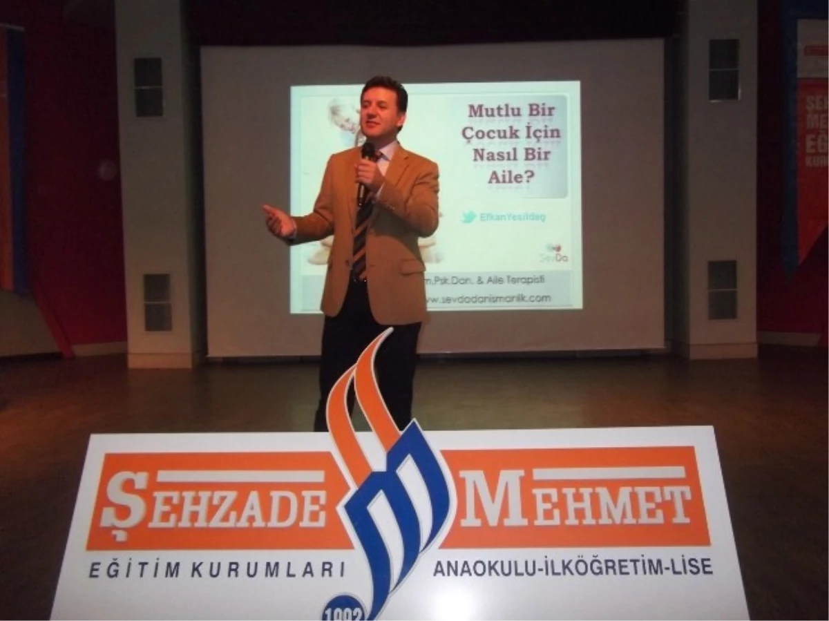 Şehzade Mehmet\'ten "Ana-Baba Okulu" Eğitimi